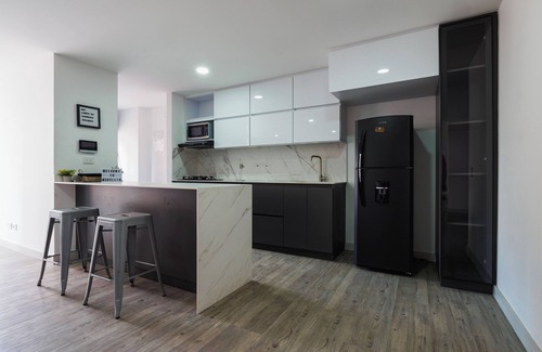 Laureles - Estadio Apartamento | Oasis en Laureles! Apartamento Tranquilo con Aire Acondicionado Cerca de Parques