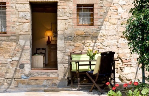 Castellina in Chianti Apartamento | LAURO apartment kitchen, garden