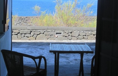 Sao Roque do Pico Casa | Lava Garden House