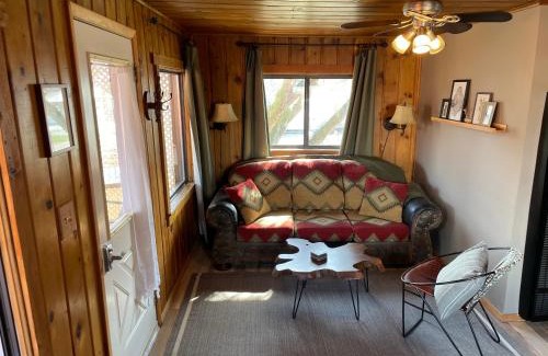 Lava Hot Springs Casa | Lava Hideout Cabins