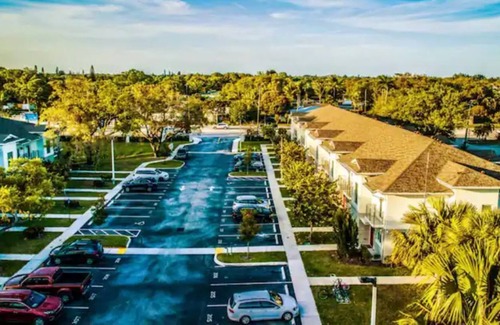 Lake Worth Corridor Apartamento | 'Lavender' at Aviara Lake Worth