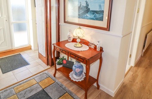 Cametringane Cabaña | LAVENDER COTTAGE, family friendly in Castletownbere, County Cork