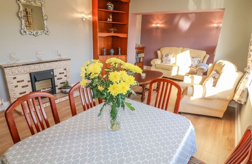 Cametringane Cabaña | LAVENDER COTTAGE, family friendly in Castletownbere, County Cork