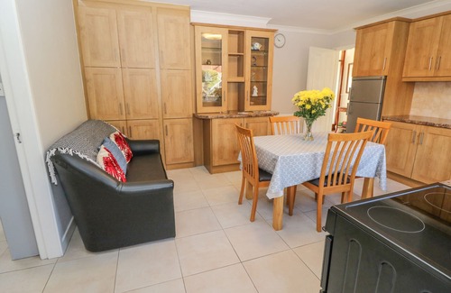 Cametringane Cabaña | LAVENDER COTTAGE, family friendly in Castletownbere, County Cork