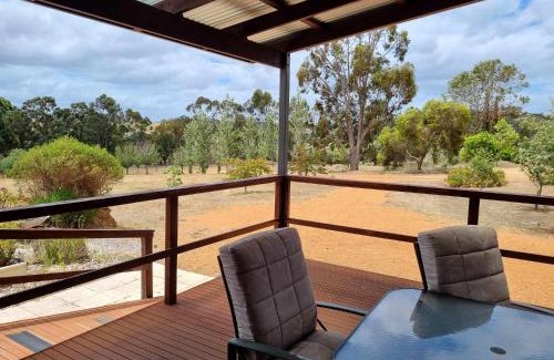 Carlotta Chalet De Esquí | Lavender Cottage at Nannup Lavender Farm