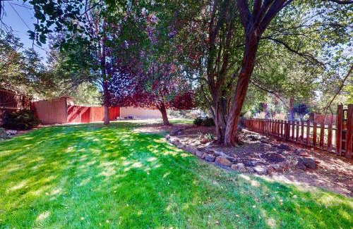 Larkspur Casa | Lavender Hollow