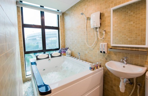 Subang Jaya Hotel | Lavender Inn Usj