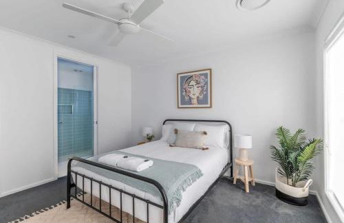 Myrtleford Casa | Lavender & Olive