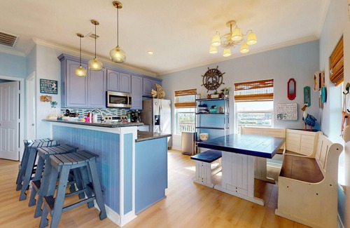 Port Bolivar Casa | Lavender Rays: 4 BR, 2 BA House in Gilchrist, Sleeps 12