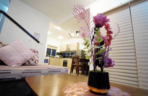 Negombo Villa | Lavender Villa Negombo – Stylish Airport Retreat