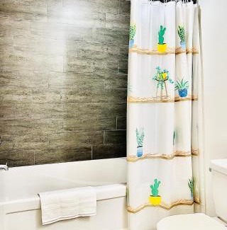 London Casa | LaVida Exclusive Guest House (Rm #3)