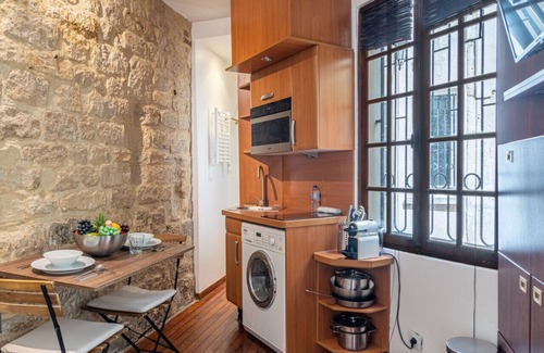 Marais Apartamento | Lavie Maison: Marais Studio Gem