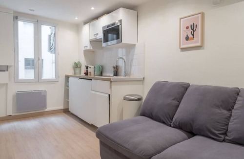 Strasbourg -Saint-Denis Apartamento | Lavie Maison: Parisian Aircon Gem
