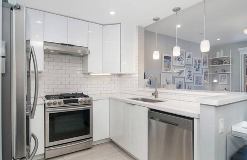Carmel Valley Condominio | Lavish 1 Bedroom Condo Kid & Pet Friendly