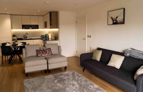 West Hendon Apartamento | Lavish 2 Bedroom Apartment
