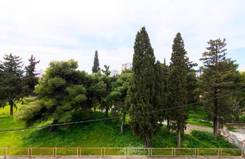 Kifisia Apartamento | Lavish Mansion House 1928 in Kifisia by UPSTREET