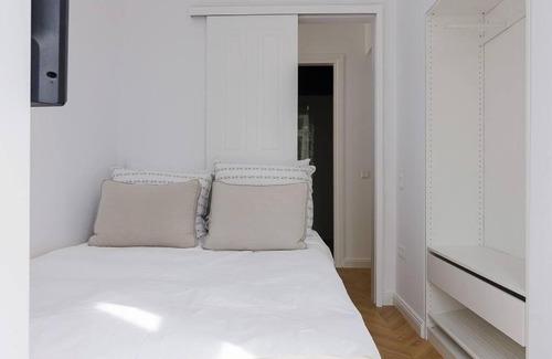 Kifisia Apartamento | Lavish Mansion House 1928 in Kifisia by UPSTREET