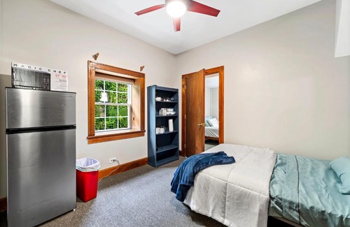 Grand Boulevard Apartamento | Lavish Stay near lake & downtown #2