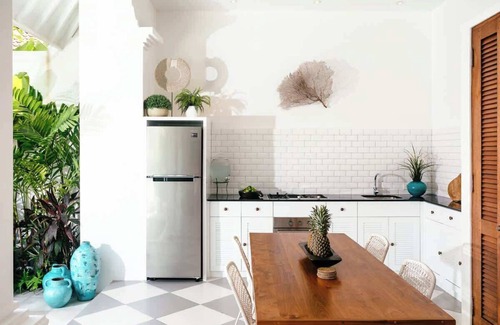 Laksmana Cabaña | Lavish Villa Wahah Steps to Seminyak Mall & Beach