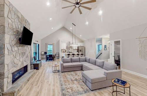 Wirtz Casa | LaWi Lakehouse