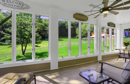 Laurelton Otro | Lazy 8 is a remodeled historical farmhouse in the countryside of Snyder Co., PA