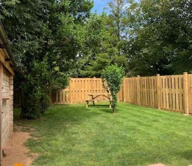 Torrington Apartamento | Lazy Acres Annex