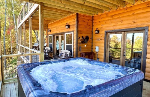 Walland Casa | Lazy Bear Lodge cabin