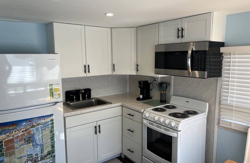 Myrtle Beach Cabaña | Lazy Days Cozy Cottage Ocean Lakes