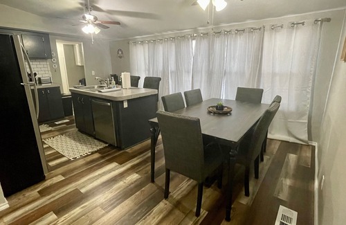 Mead Casa | "Lazy Days" less than 10 minutes from Lake Texoma and Choctaw Casino