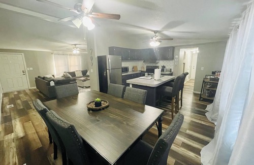 Mead Casa | "Lazy Days" less than 10 minutes from Lake Texoma and Choctaw Casino