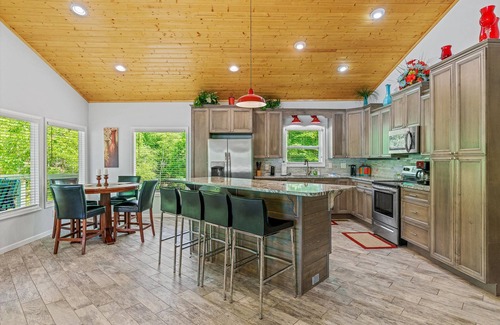 Jasper Casa | Lazy Daze: 3 BR, 2 BA House in Jasper, Sleeps 11