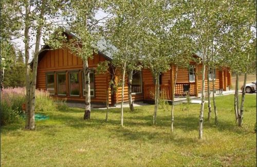 Lazy Acres Casa | Lazy Fox Cabin