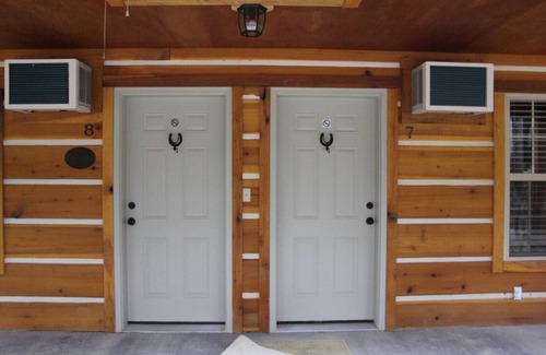 Joppa Cabina | Lazy G Cabin #6 (Duplex)