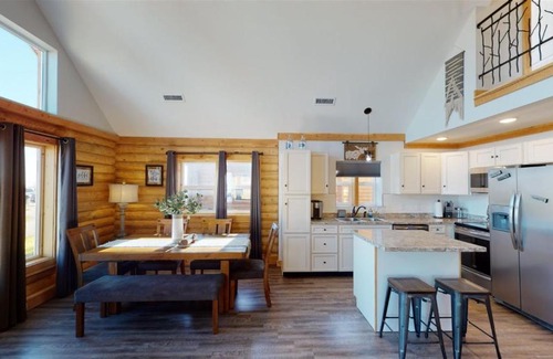 Red Lodge Casa | Lazy Moose Cabin