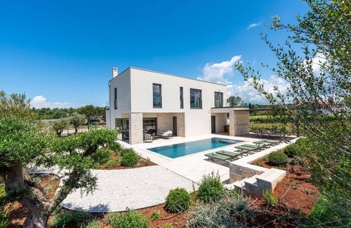 Municipality of Vrsar Villa | Lazy Olive in Vrsar, Croatia