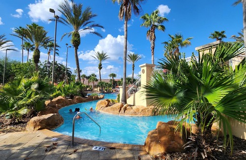 Highlands Reserve Casa | Lazy river resort close to theme parks