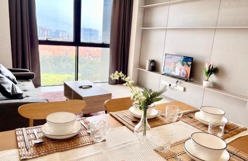 Tropicana Apartamento | LC 1-10Pax 3Room Cozy Home 4Qbed WiFi TV Tropicana