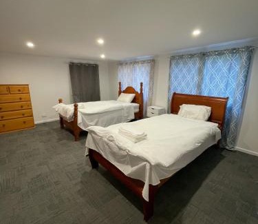 Granville Casa | LCF Rosehill Accommodation 3 free car parking inside property G2