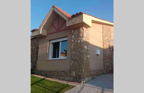 Valverde de la Virgen Casa | León Golf CasaKalma