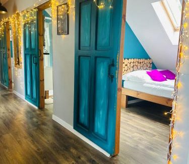 Sikorzyno Apartamento | Leśniczówka na Kaszubach - Apartament do 12 osób, balia na wyłączność