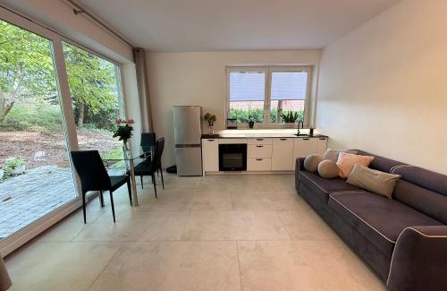 Wilanow Apartamento | Leśny apartament z ogrodem