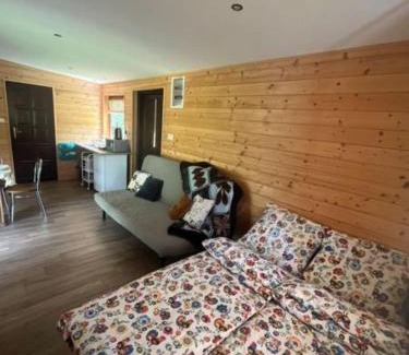 Smardzewice Cama Y Desayuno | Leśny Zakątek