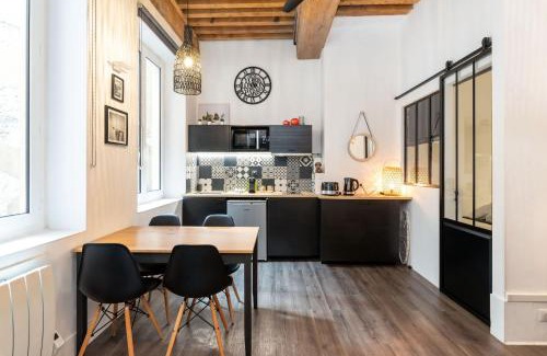 1st Arrondissement Apartamento | Le 14 Sathonay