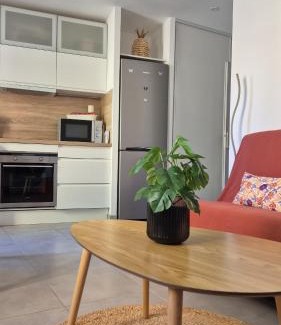 Balaruc-les-Bains Casa | Le 36 - Maison COSY - Jardin privatif