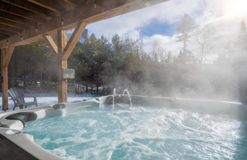 Saint Come Chalet De Esquí | Le 70 Scandinavian chalet SPA and Pool Table