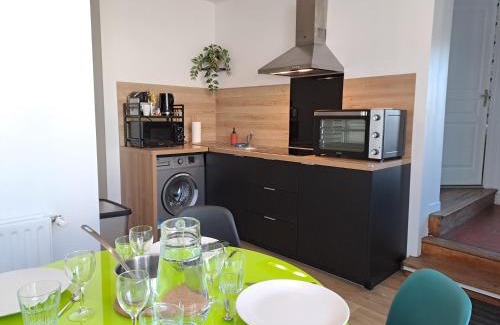 Laval Apartamento | Le 84bis, maison, proche gare, parking, Netflix