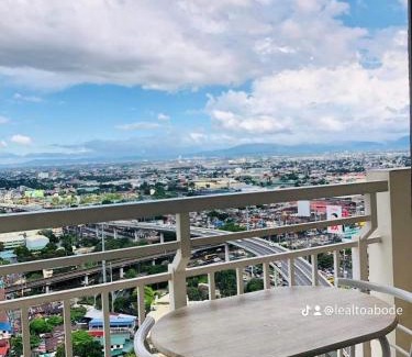 A. Bonifacio Apartamento | LE ALTO ABODE The Celandine