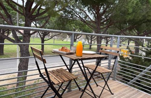 Port-Saint-Louis-du-Rhone Apartamento | Le Balcon du Ponant 2 bedrooms with terrace park view