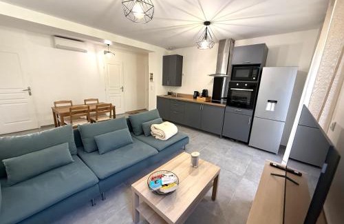 Port-Saint-Louis-du-Rhone Apartamento | Le Balcon du Ponant 2 bedrooms with terrace park view