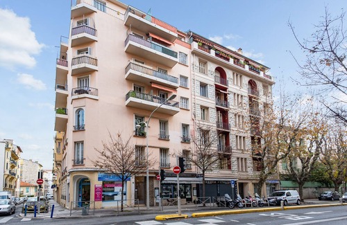 Gambetta Apartamento | Charming 1br w/ balcony 3 min to the beach - Welkeys